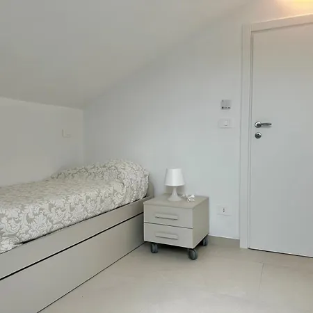 My Place - Elegante Attico A Due Passi Dal Mare Appartement Loano